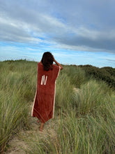 Load image into Gallery viewer, Poncho Woman Sunset Red