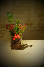 Load image into Gallery viewer, Medium Brown Vaze
