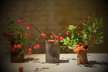 Load image into Gallery viewer, Large Grey Vaze
