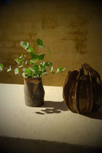 Load image into Gallery viewer, Large Grey Vaze
