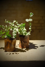 Load image into Gallery viewer, Medium Brown Vaze
